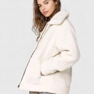 Vans Womens Snow Out Bone White Jacket Size XS-S